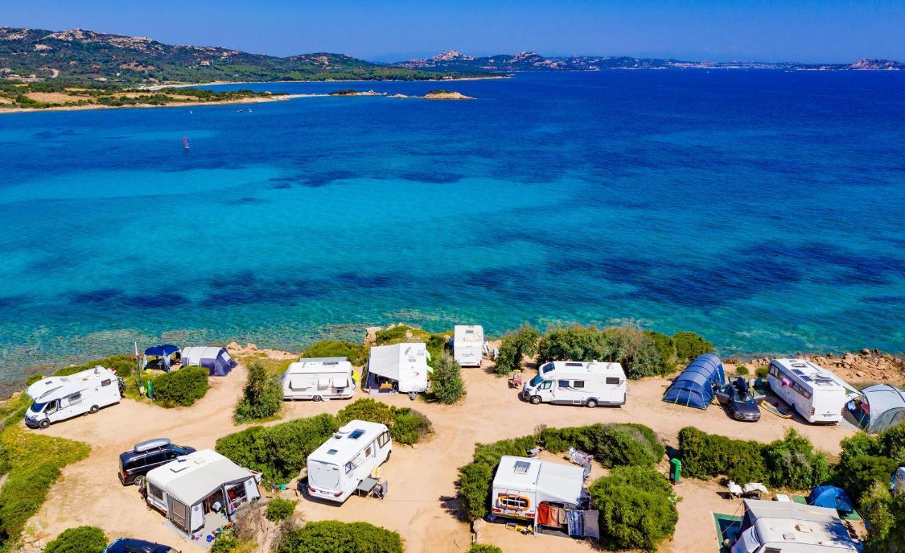 Centro Vacanze Isuledda Cannigione Exteriör bild