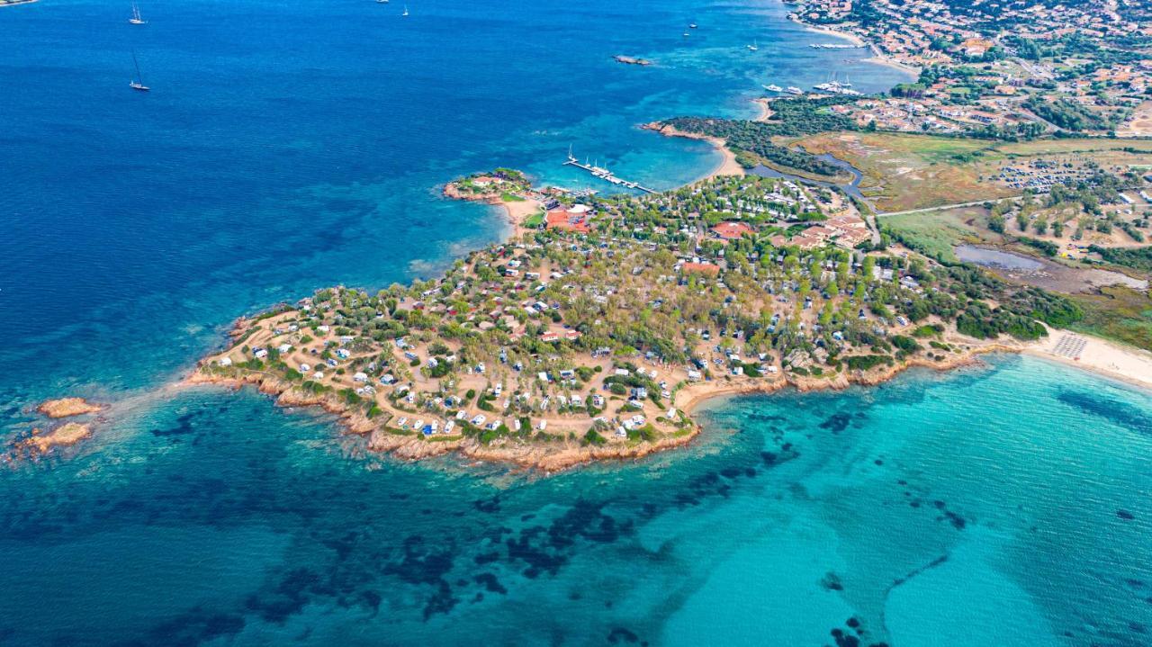 Centro Vacanze Isuledda Cannigione Exteriör bild